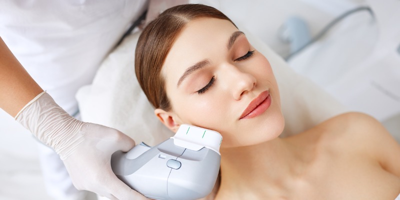 How Fat Freezing and HIFU Work Together? 4 book a personalised consultation of Fat Freezing and HIFU Together Greenock