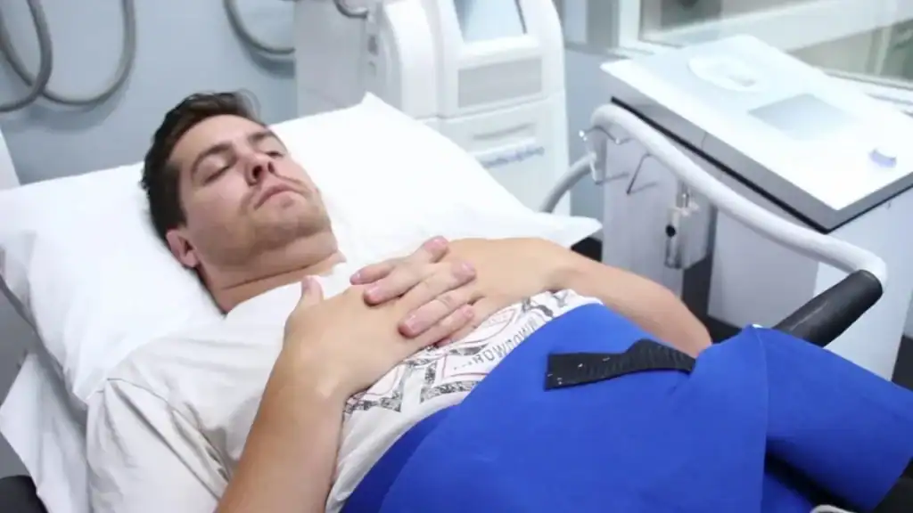 Transforming Bodies: Celebrity Success Stories and the Truth Behind Body Contouring 2 Image of male having body contouring Greenock treatment